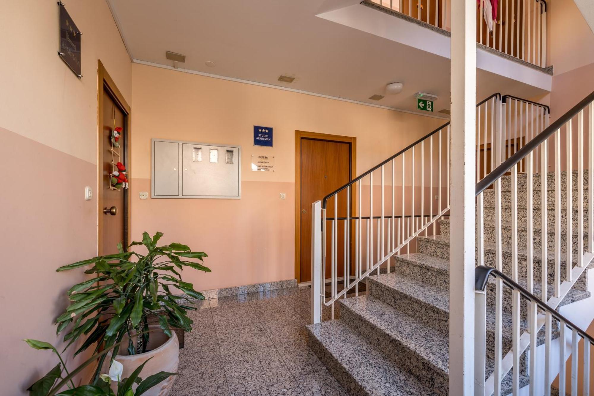 Noemi Luxury Apartment Solin Exteriér fotografie
